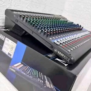 YAMAHA MG24XU MIXER