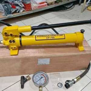 CP-700 MANUAL HYDRAULIC HAND PUMP