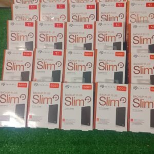 EXTERNAL HARD DRIVE 1TB