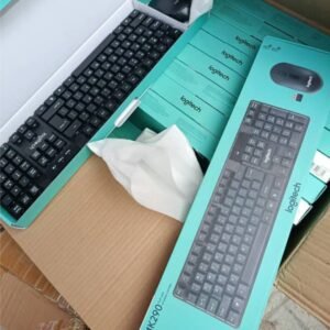 LOGITECH MK290 KEYBOARD AND MOUSE